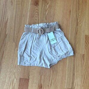 Zara Women's Tan and Cream Shorts
